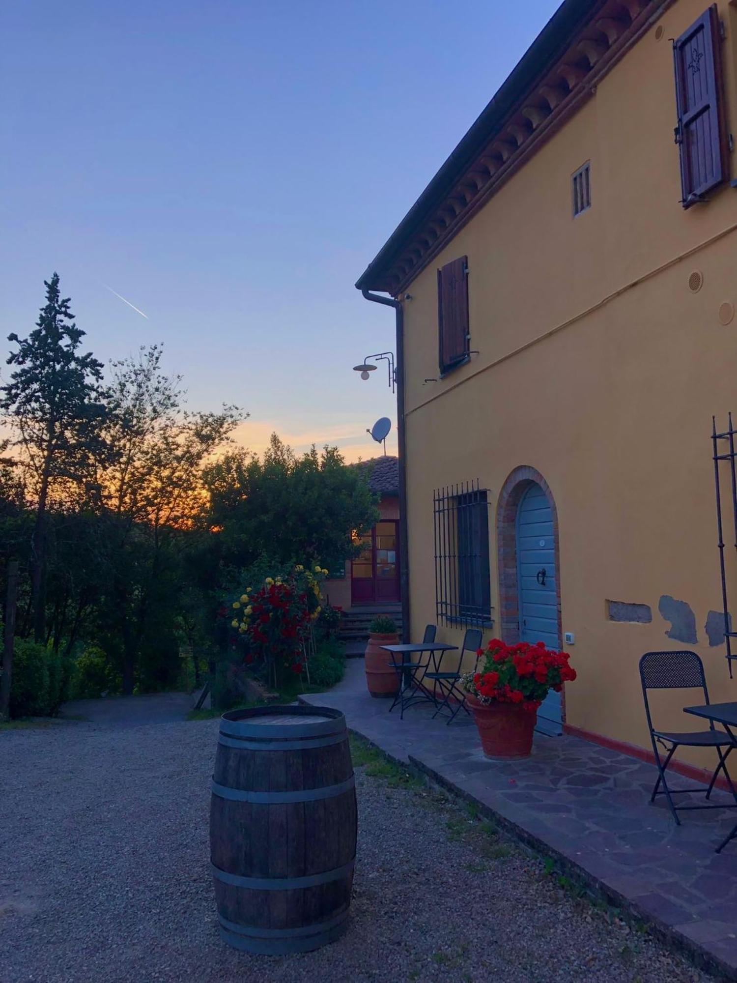 Agriturismo Casa Alle Vacche Сан-Джиміньяно Екстер'єр фото